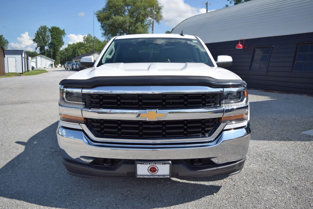 chevrolet silverado 1500 2018 3GCUKREC3JG123873 image chevrolet silverado 1500 2018 3GCUKREC3JG123873 image